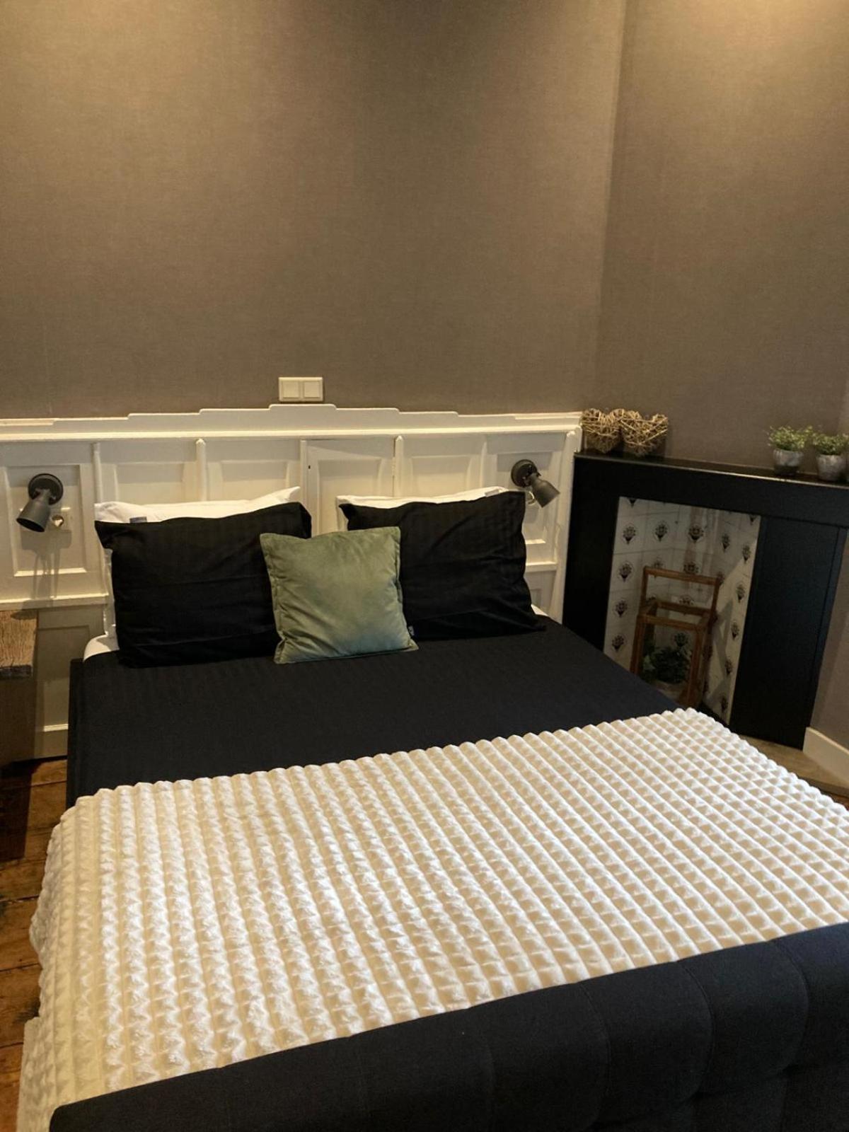 Logement De Drie Stokvisschen Middelburg Esterno foto